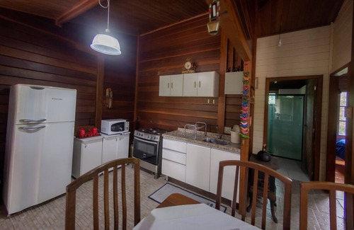 Lapa House | Chácara com lazer completo e Wi-Fi em Lapa/PR