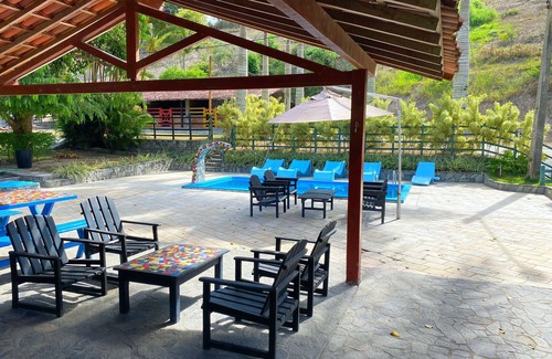 Gravata House | Chácara Maluco Beleza 1