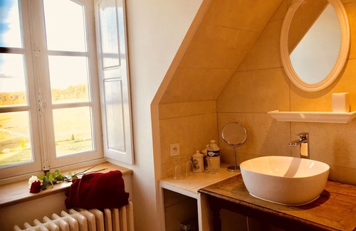 Berneuil-en-Bray Bed & Breakfast | Château d'Auteuil