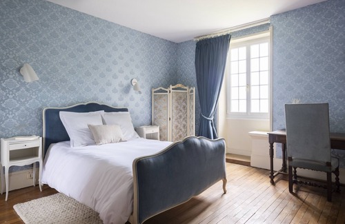 Fontangy Other | Château de Montagnerot with swimming pool