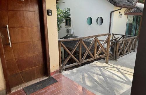 Penedo Cabin | Chalé 08 com hidro no coração de Penedo