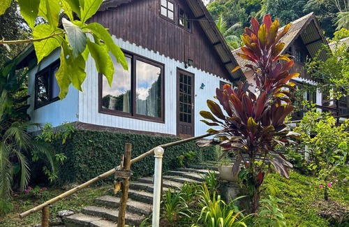 Lumiar Ski Chalet | Chalé com localização privilegiada em Lumiar/RJ