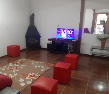 Jardim Nova Suica Ski Chalet | Chalé para casal com lareira