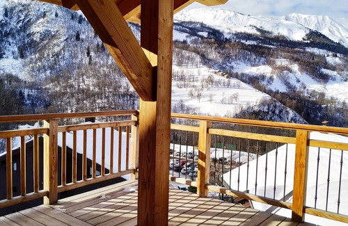Saint-Martin-de-Belleville Ski Chalet | Chalet Serendipity · Ski-in/Ski-out · Covered Parking · Free Wifi · Sauna