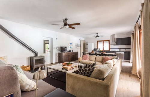 Estepona Ski Chalet | CHALE WITH POOL TO 1 KM FROM URBAN CENTER FOR 8 PEOPLE
