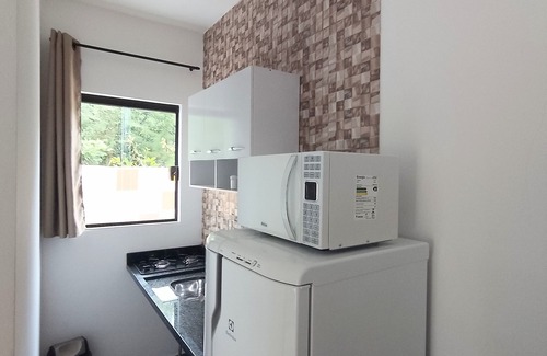 Caraguatatuba Ski Chalet | Chalet 2 π private kitchen in gated community! OPENING! First floor