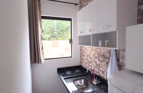 Caraguatatuba Ski Chalet | Chalet 2 π private kitchen in gated community! OPENING! First floor
