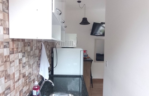Caraguatatuba Ski Chalet | Chalet 2 π private kitchen in gated community! OPENING! First floor