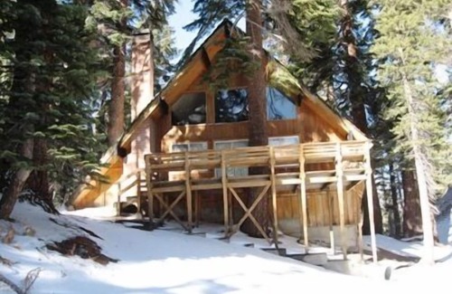 Mammoth Lakes Ski Chalet | Chalet #22, Stunning Slope Side Ski in Ski Out