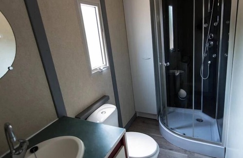 Vic-la-Gardiole Ski Chalet | Chalet 3 étoiles - Piscine - eehfhf