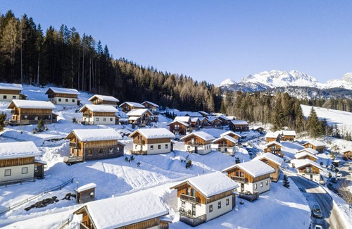 Annaberg im Lammertal Ski Chalet | Chalet # 32 with 3 BR for 6 to 8 people