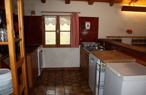 Arc-1800 Ski Chalet | Chalet 6/7 persons with open fire