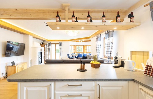 Verwaltungsgemeinschaft Hornergruppe Ski Chalet | Chalet 'Au' with Mountain View, Private Terrace and Wi-Fi