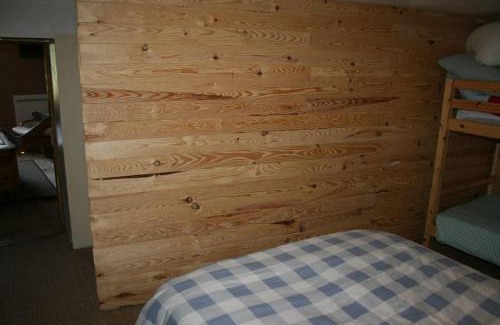 Chateau-Ville-Vieille Ski Chalet | Chalet avec vue sur le fort de Château Queyras