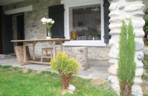 Superbolquere Ski Chalet | Chalet bottom in a quiet place near the slopes Pyrennees 2000