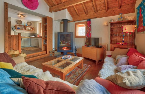 Vallorcine Ski Chalet | Chalet Buet. Chamonix Holidays. comfortable pretty 3 bedrooms Vallorcine