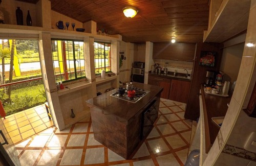 Salento Ski Chalet | CHALET CAFE Y ARTE, (My workshop, inspiration and my life. for my guests now.