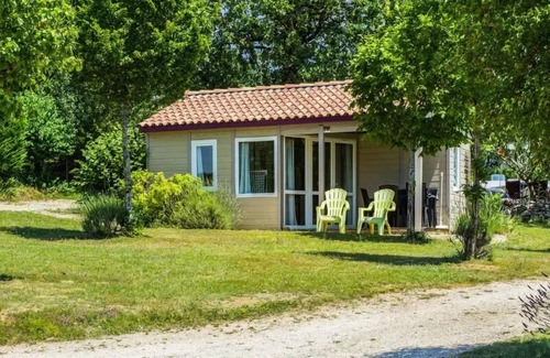 Seniergues House | Chalet CONFORT - 2 bedrooms - valley view sleeps 4