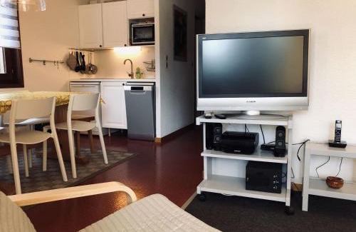 Chatel Apartment | Chalet cosy 2 pièces avec WIFI et parking - 1km du village - FR-1-676-150