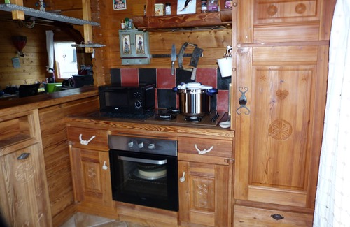 La Bresse Ski Chalet | Chalet des papillons . with wiidoo flakes 2/6 pers 3 stars