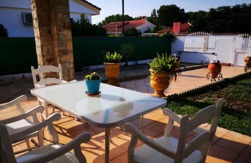 Valencina de la Concepcion House | Chalet con Jardin Piscina Privada y parking