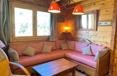 Les Gets Ski Chalet | Chalet familial au pied des pistes avec terrasse et balcon - FR-1-623-51