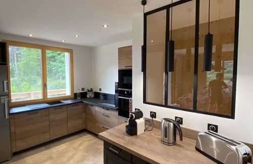 Colmars Ski Chalet | Chalet Familial de Standing vue sur les Montagnes du Parc National du Mercantour