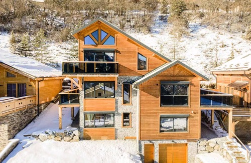 Pra Loup Ski Chalet | Chalet Light - Chalets for 16 People