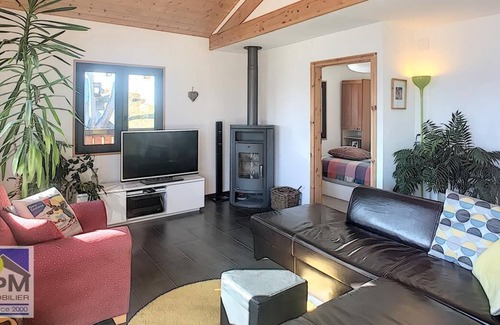Leysin Ski Chalet | Chalet Lisa Nice individual chalet built in 1969, completely renovated from 2014 with panoramic view