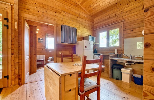 Salignac-Eyvignes House | Chalet Rapiette – wheelchair accessible, shared heated pool, Périgord Noir