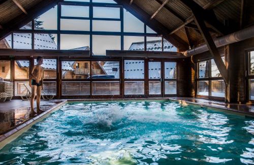 La Joue du Loup Ski Chalet | Chalet Residence Flocons du Soleil by Actisource