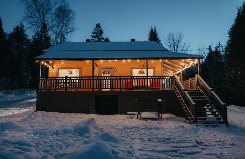 Chertsey Ski Chalet | Chalet Ruby Rouge