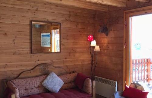 La Toussuire Ski Chalet | Chalet Savoyard 7 pers, au pied des pistes, terrasse Sud-Ouest, près des commerces, parking privé - FR-1-416-104