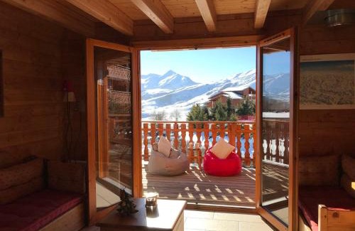 La Toussuire Ski Chalet | Chalet Savoyard 7 pers, au pied des pistes, terrasse Sud-Ouest, près des commerces, parking privé - FR-1-416-104