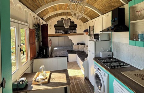 New Golden Mile Ski Chalet | Chalet Sleeps 2 - Pool, Balcony, Mountain Views