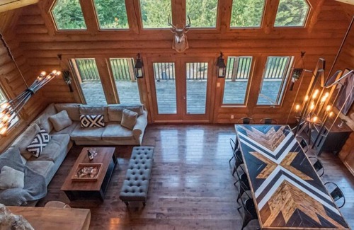 Labelle Cottage | Chalet Tarzan - Spa/ Nature/ Near MontTremblant