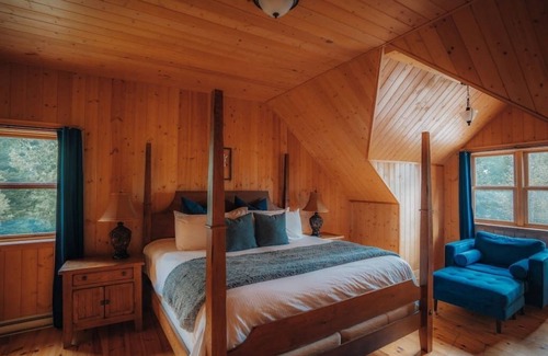 Fiddler Lake Resort Cottage | Chalet Vatten SPA & Sauna