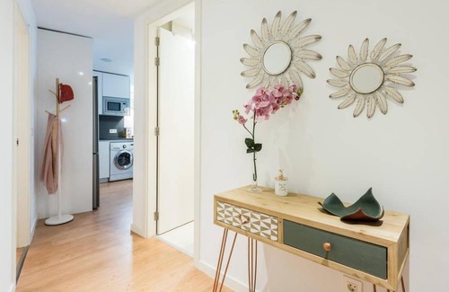 Gaztambide Apartment | Chamberí con jardín A by RegalateMadrid