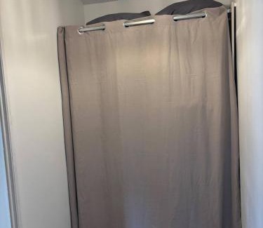 Roche-Saint-Secret House | Chambre avec vue Lysis