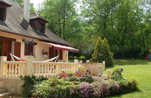 Sarliac-sur-l'Isle House | Chambre D'hôtes Chez Pascaline La Romantique