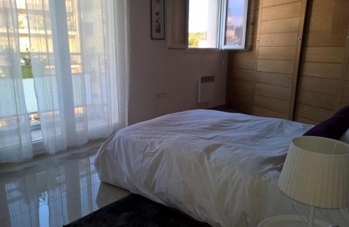 Rosny-sous-Bois House | Chambre dans un duplex lumineux et spacieux