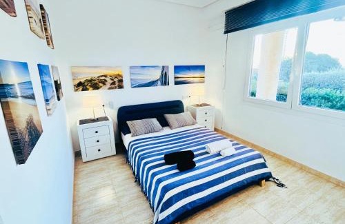 La Marina House | Chambre vue mer dans Villa à la Marina