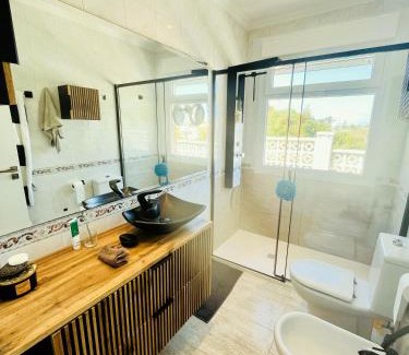 La Marina House | Chambre vue mer dans Villa à la Marina