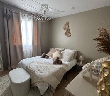 Saint-Genest-Lerpt House | Chambres au calme