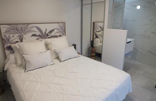 Anse-Bertrand Bed & Breakfast | Chambres d hôtes Villa Créoléna avec piscine à Anse Bertrand Guadeloupe