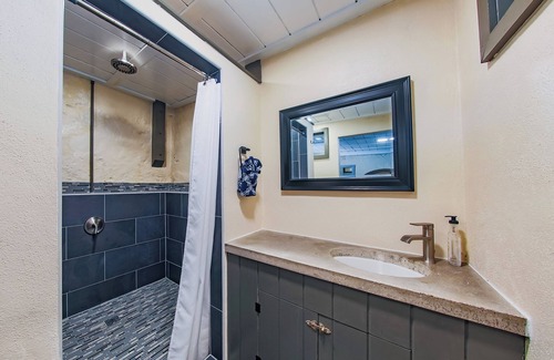 Frederiksted Hotel | Chaney Room - 1 queen bed & sleeper Sofa - Great historic 1st floor cottage Unit
