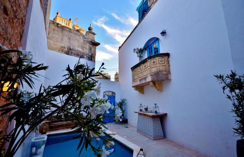 Naxxar Bed & Breakfast | Chapel 5 Boutique Suites B&B