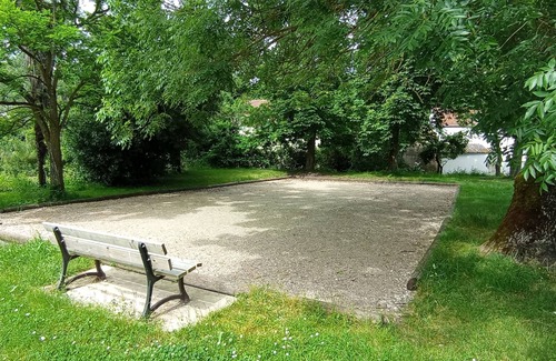 Mortagne-sur-Gironde House | Character house on the port with garden