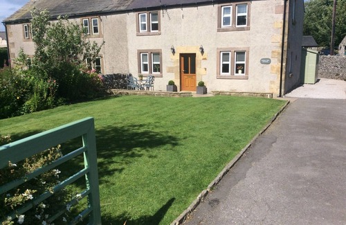 Newton Grange Cottage | Characterful , pet friendly cottage ,sleeps 4 ,stunning views ,village location.