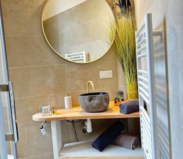 Lagny-sur-Marne Apartment | Charmant cocon, Lagny sur marne, parking, wifi, proche Disney RER